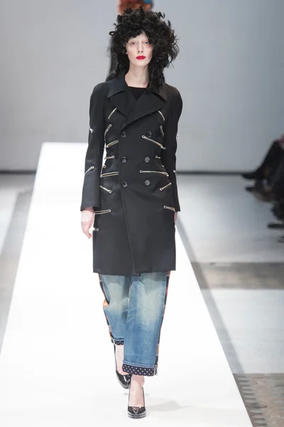 Look 23